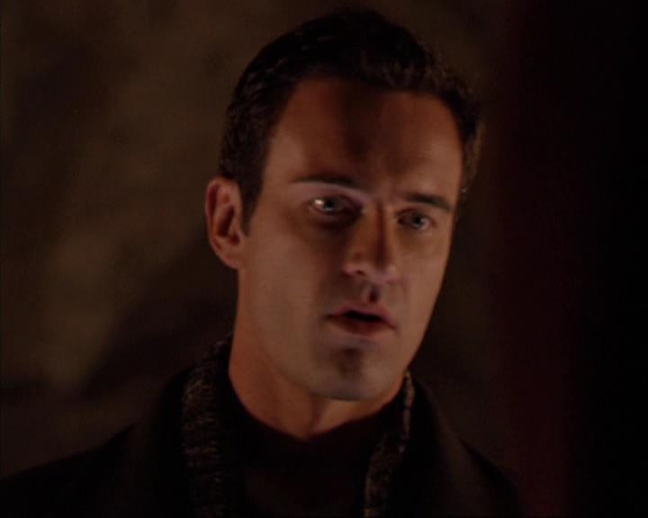 Charmed-Online-dot-net_305SightUnseen0519.jpg Charmed-Online-dot-net_305SightUnseen0519.jpg