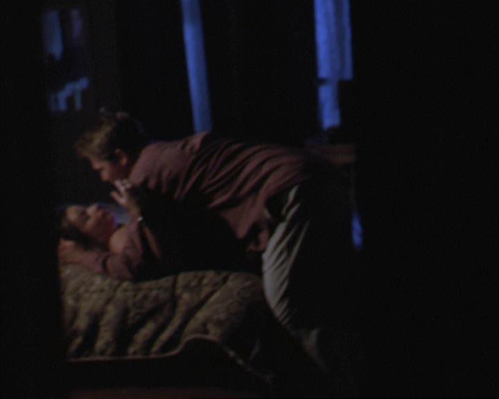 Charmed-Online-dot-net_305SightUnseen0562.jpg Charmed-Online-dot-net_305SightUnseen0562.jpg