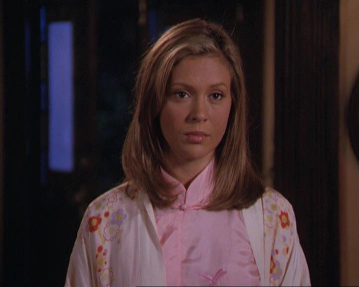 Charmed-Online-dot-net_305SightUnseen0681.jpg Charmed-Online-dot-net_305SightUnseen0681.jpg