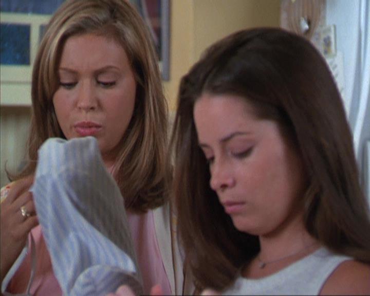 Charmed-Online-dot-net_305SightUnseen0858.jpg Charmed-Online-dot-net_305SightUnseen0858.jpg