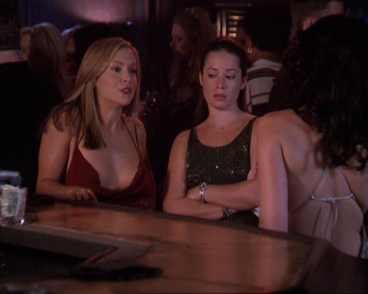 Charmed-Online-dot-net_305SightUnseen1157.jpg Charmed-Online-dot-net_305SightUnseen1157.jpg