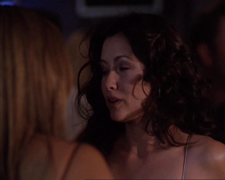 Charmed-Online-dot-net_305SightUnseen1161.jpg Charmed-Online-dot-net_305SightUnseen1161.jpg