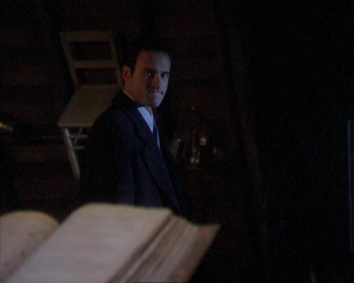 Charmed-Online-dot-net_305SightUnseen1317.jpg Charmed-Online-dot-net_305SightUnseen1317.jpg