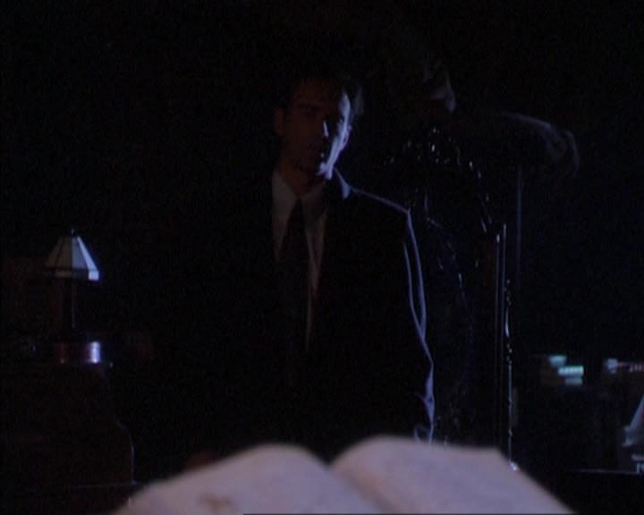 Charmed-Online-dot-net_305SightUnseen1348.jpg Charmed-Online-dot-net_305SightUnseen1348.jpg