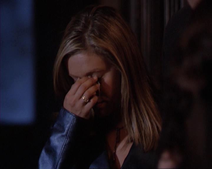 Charmed-Online-dot-net_305SightUnseen1453.jpg Charmed-Online-dot-net_305SightUnseen1453.jpg