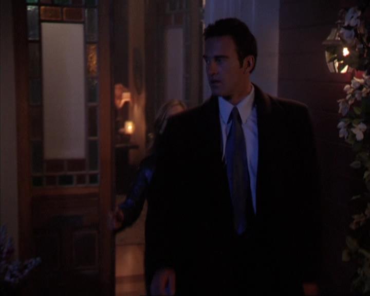 Charmed-Online-dot-net_305SightUnseen1464.jpg Charmed-Online-dot-net_305SightUnseen1464.jpg