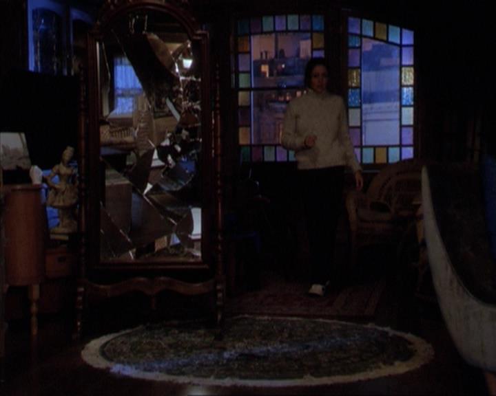 Charmed-Online-dot-net_305SightUnseen1671.jpg Charmed-Online-dot-net_305SightUnseen1671.jpg