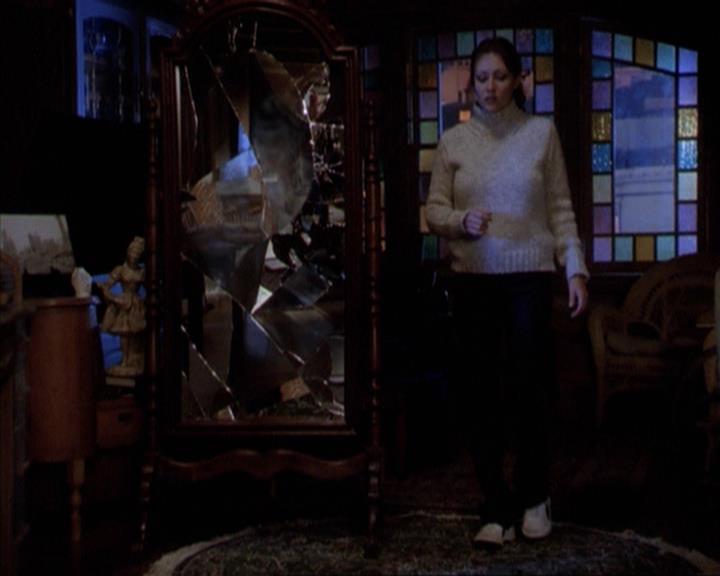 Charmed-Online-dot-net_305SightUnseen1674.jpg Charmed-Online-dot-net_305SightUnseen1674.jpg