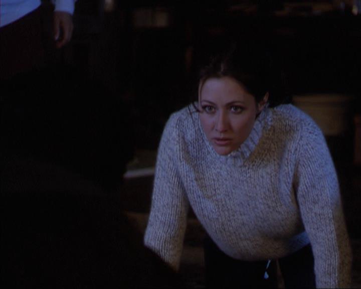 Charmed-Online-dot-net_305SightUnseen1716.jpg Charmed-Online-dot-net_305SightUnseen1716.jpg