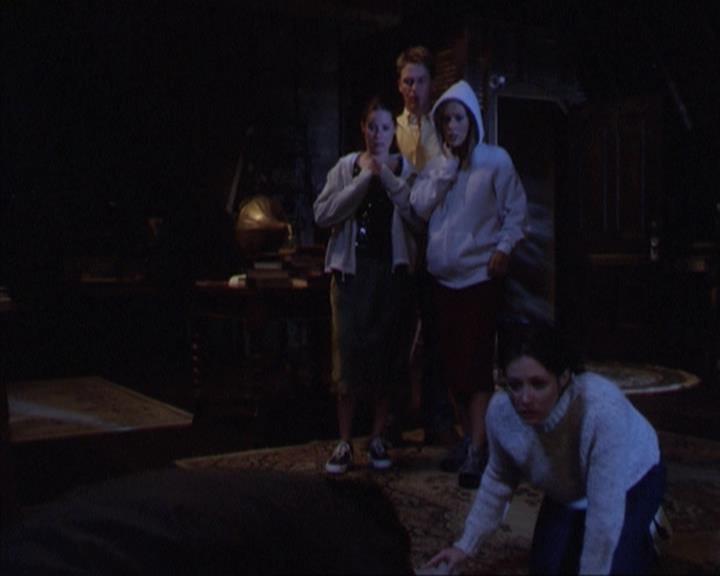 Charmed-Online-dot-net_305SightUnseen1722.jpg Charmed-Online-dot-net_305SightUnseen1722.jpg