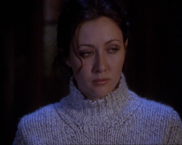 Charmed-Online-dot-net_305SightUnseen1849.jpg Charmed-Online-dot-net_305SightUnseen1849.jpg