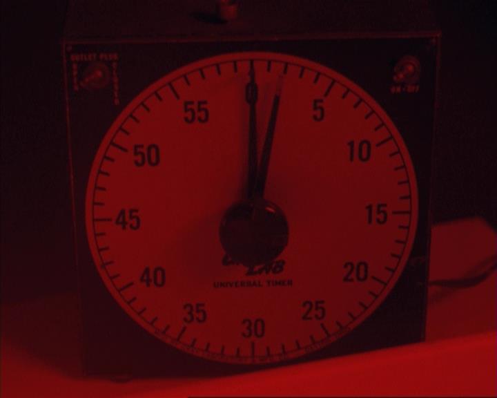 Charmed-Online-dot-net_305SightUnseen1859.jpg Charmed-Online-dot-net_305SightUnseen1859.jpg