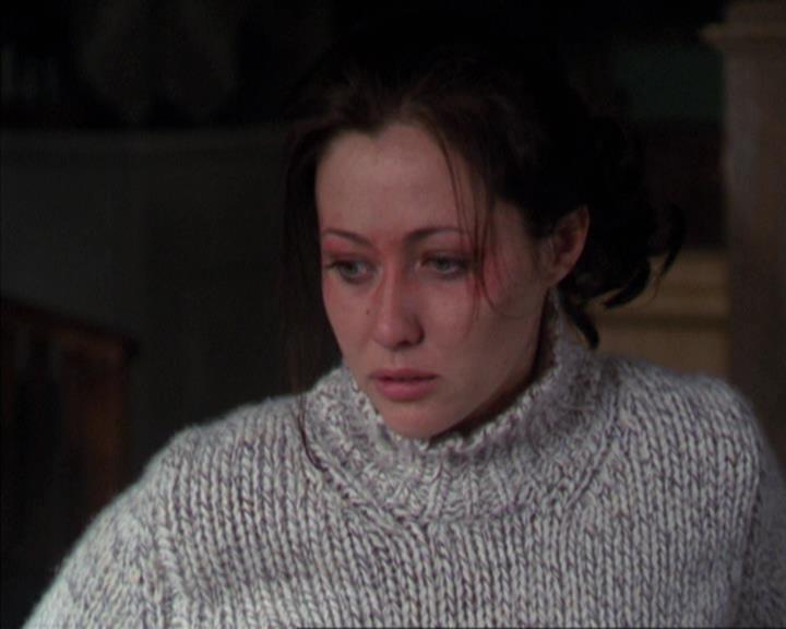 Charmed-Online-dot-net_305SightUnseen2001.jpg Charmed-Online-dot-net_305SightUnseen2001.jpg