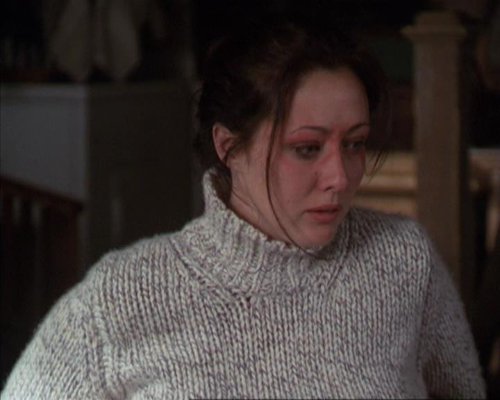 Charmed-Online-dot-net_305SightUnseen2011.jpg Charmed-Online-dot-net_305SightUnseen2011.jpg