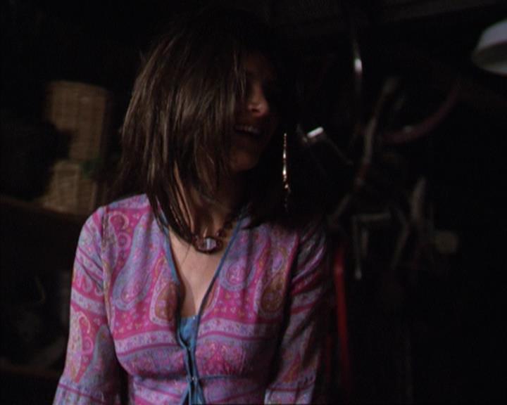 Charmed-Online-dot-net_305SightUnseen2043.jpg Charmed-Online-dot-net_305SightUnseen2043.jpg