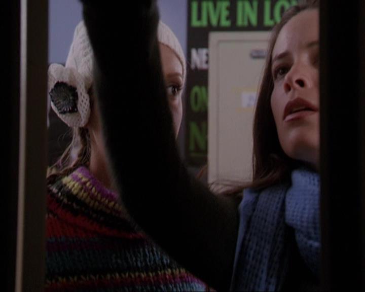 Charmed-Online-dot-net_305SightUnseen2112.jpg Charmed-Online-dot-net_305SightUnseen2112.jpg