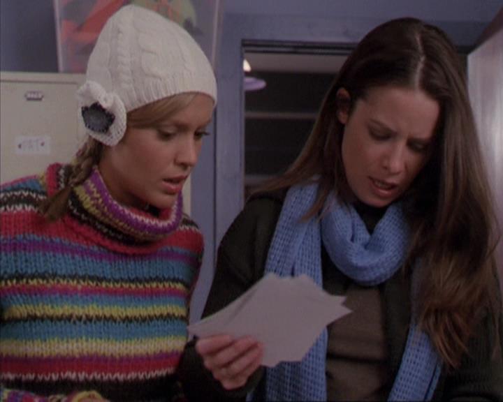 Charmed-Online-dot-net_305SightUnseen2141.jpg Charmed-Online-dot-net_305SightUnseen2141.jpg