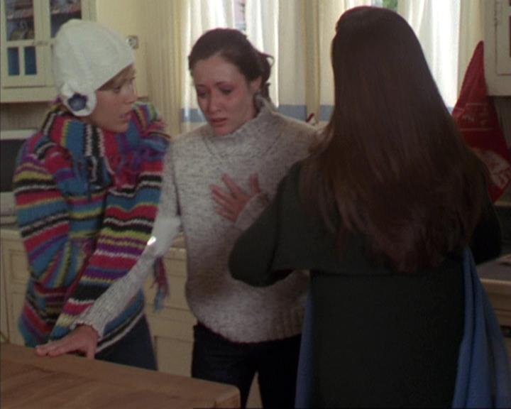 Charmed-Online-dot-net_305SightUnseen2223.jpg Charmed-Online-dot-net_305SightUnseen2223.jpg