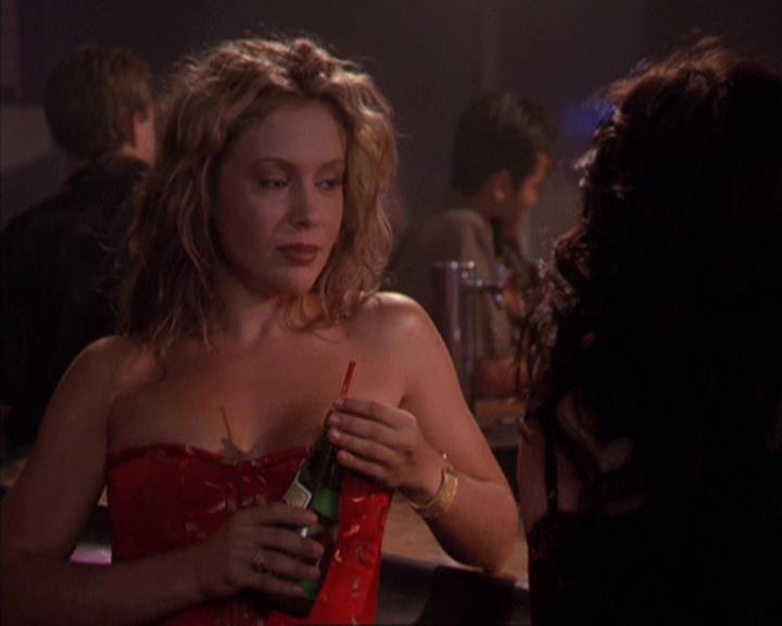 Charmed-Online-dot-net_305SightUnseen2294.jpg Charmed-Online-dot-net_305SightUnseen2294.jpg