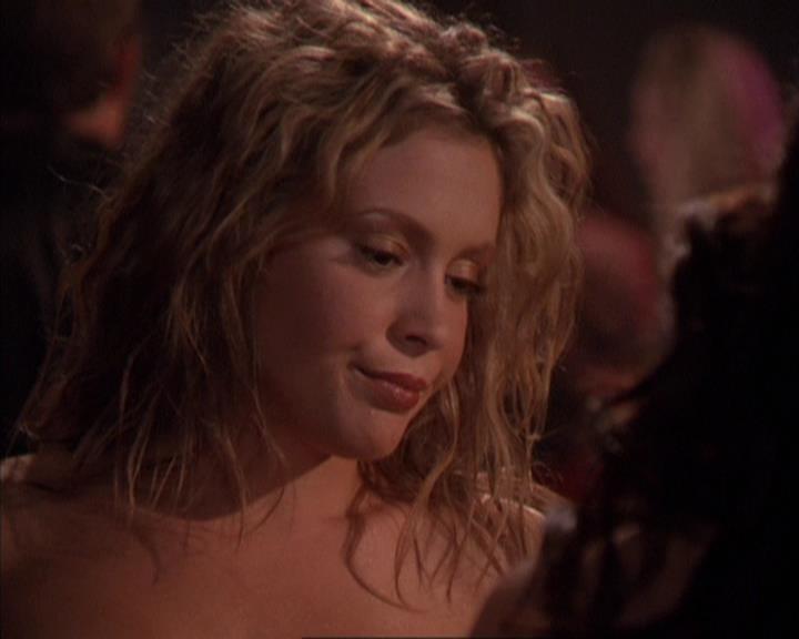 Charmed-Online-dot-net_305SightUnseen2300.jpg Charmed-Online-dot-net_305SightUnseen2300.jpg