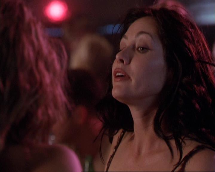 Charmed-Online-dot-net_305SightUnseen2303.jpg Charmed-Online-dot-net_305SightUnseen2303.jpg