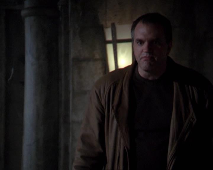 Charmed-Online-dot-net_309SleuthingWithTheEnemy0208.jpg Charmed-Online-dot-net_309SleuthingWithTheEnemy0208.jpg