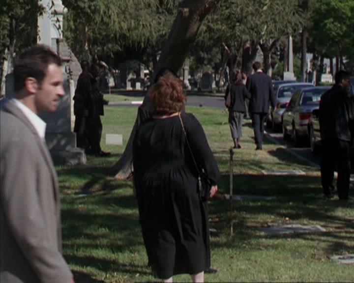 Charmed-Online-dot-net_309SleuthingWithTheEnemy0253.jpg Charmed-Online-dot-net_309SleuthingWithTheEnemy0253.jpg