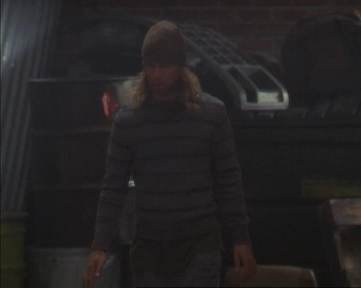 Charmed-Online-dot-net_309SleuthingWithTheEnemy0500.jpg Charmed-Online-dot-net_309SleuthingWithTheEnemy0500.jpg