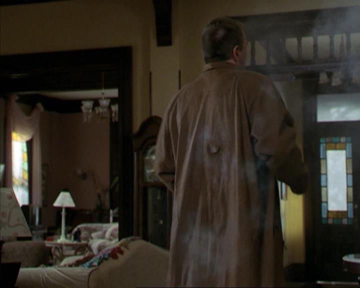 Charmed-Online-dot-net_309SleuthingWithTheEnemy0535.jpg Charmed-Online-dot-net_309SleuthingWithTheEnemy0535.jpg