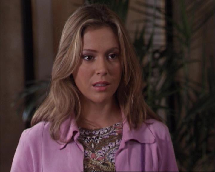 Charmed-Online-dot-net_309SleuthingWithTheEnemy0688.jpg Charmed-Online-dot-net_309SleuthingWithTheEnemy0688.jpg