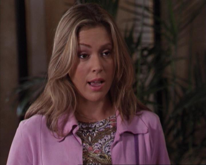 Charmed-Online-dot-net_309SleuthingWithTheEnemy0698.jpg Charmed-Online-dot-net_309SleuthingWithTheEnemy0698.jpg