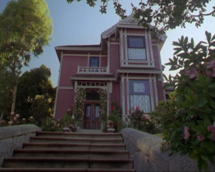 Charmed-Online-dot-net_309SleuthingWithTheEnemy0744.jpg Charmed-Online-dot-net_309SleuthingWithTheEnemy0744.jpg