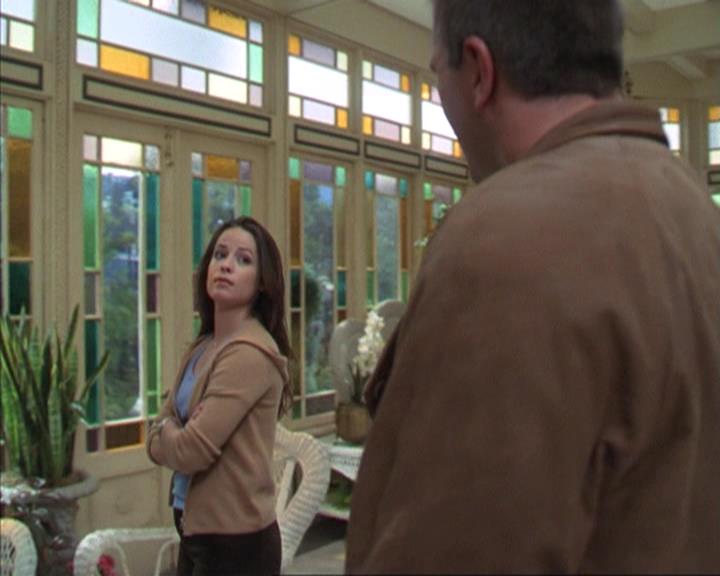 Charmed-Online-dot-net_309SleuthingWithTheEnemy0753.jpg Charmed-Online-dot-net_309SleuthingWithTheEnemy0753.jpg