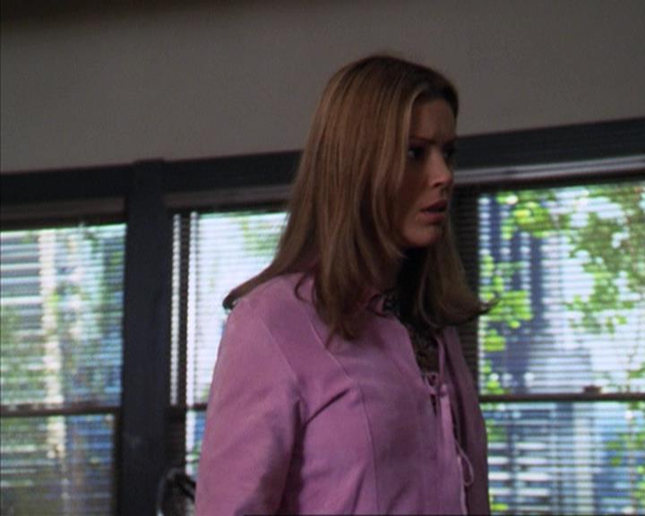 Charmed-Online-dot-net_309SleuthingWithTheEnemy0927.jpg Charmed-Online-dot-net_309SleuthingWithTheEnemy0927.jpg