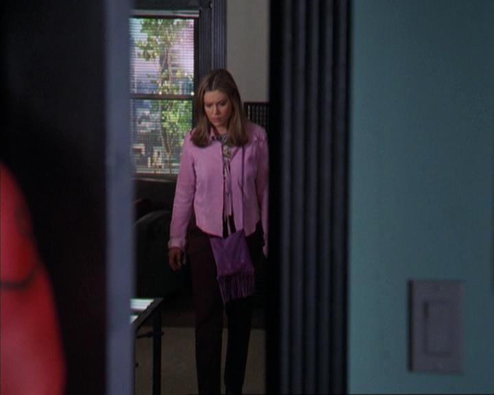 Charmed-Online-dot-net_309SleuthingWithTheEnemy0937.jpg Charmed-Online-dot-net_309SleuthingWithTheEnemy0937.jpg