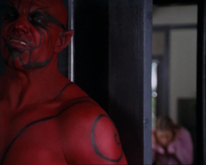 Charmed-Online-dot-net_309SleuthingWithTheEnemy0940.jpg Charmed-Online-dot-net_309SleuthingWithTheEnemy0940.jpg