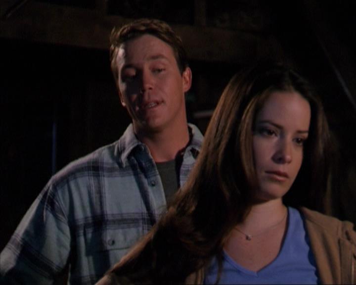 Charmed-Online-dot-net_309SleuthingWithTheEnemy1131.jpg