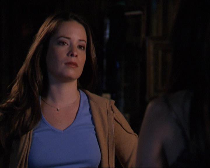 Charmed-Online-dot-net_309SleuthingWithTheEnemy1158.jpg