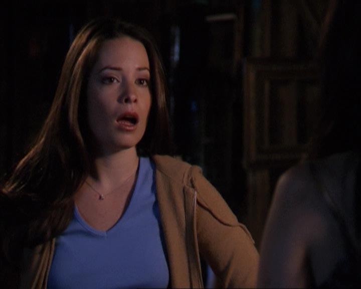 Charmed-Online-dot-net_309SleuthingWithTheEnemy1163.jpg