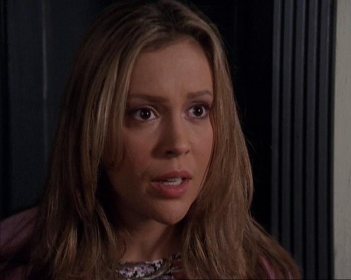 Charmed-Online-dot-net_309SleuthingWithTheEnemy1282.jpg Charmed-Online-dot-net_309SleuthingWithTheEnemy1282.jpg