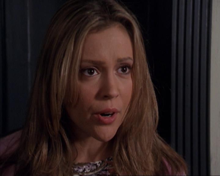 Charmed-Online-dot-net_309SleuthingWithTheEnemy1283.jpg Charmed-Online-dot-net_309SleuthingWithTheEnemy1283.jpg