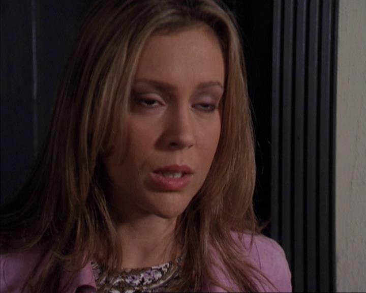 Charmed-Online-dot-net_309SleuthingWithTheEnemy1290.jpg Charmed-Online-dot-net_309SleuthingWithTheEnemy1290.jpg