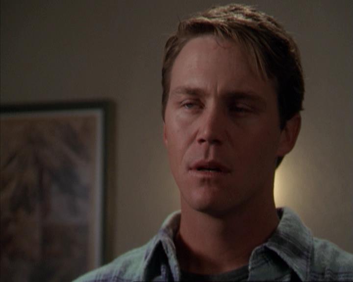 Charmed-Online-dot-net_309SleuthingWithTheEnemy1297.jpg Charmed-Online-dot-net_309SleuthingWithTheEnemy1297.jpg