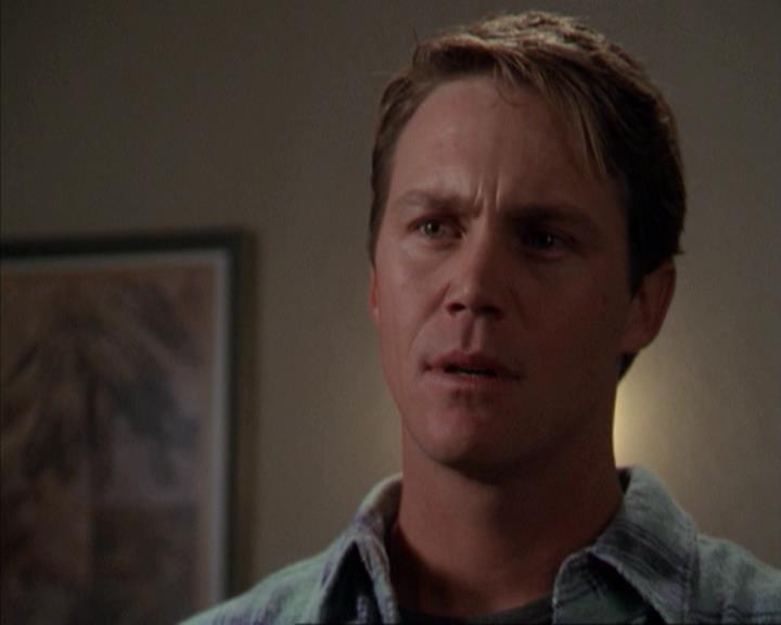 Charmed-Online-dot-net_309SleuthingWithTheEnemy1305.jpg Charmed-Online-dot-net_309SleuthingWithTheEnemy1305.jpg