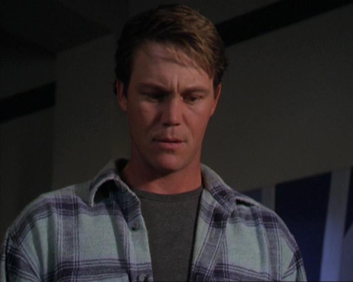 Charmed-Online-dot-net_309SleuthingWithTheEnemy1366.jpg Charmed-Online-dot-net_309SleuthingWithTheEnemy1366.jpg