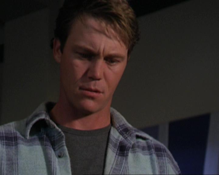 Charmed-Online-dot-net_309SleuthingWithTheEnemy1372.jpg Charmed-Online-dot-net_309SleuthingWithTheEnemy1372.jpg