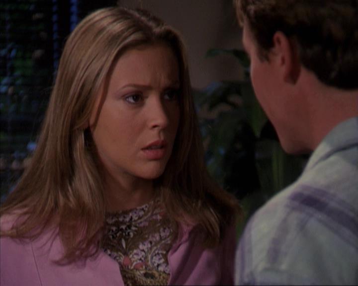 Charmed-Online-dot-net_309SleuthingWithTheEnemy1431.jpg Charmed-Online-dot-net_309SleuthingWithTheEnemy1431.jpg