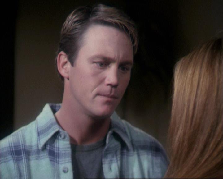 Charmed-Online-dot-net_309SleuthingWithTheEnemy1480.jpg Charmed-Online-dot-net_309SleuthingWithTheEnemy1480.jpg