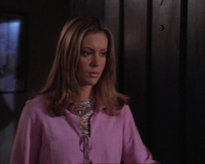 Charmed-Online-dot-net_309SleuthingWithTheEnemy1488.jpg