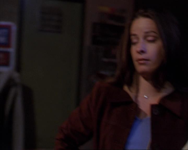 Charmed-Online-dot-net_309SleuthingWithTheEnemy1558.jpg
